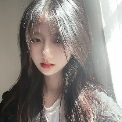 女警察